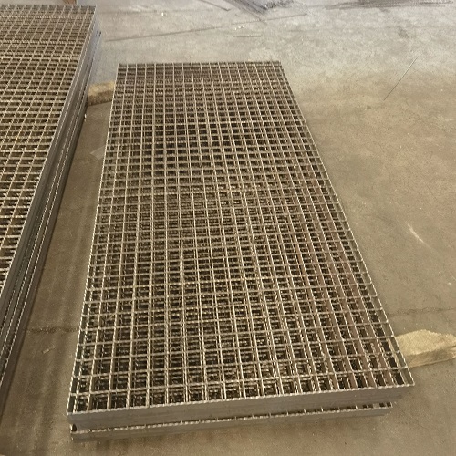 鋼格板鋼格柵在新能源領域中的巨大潛力