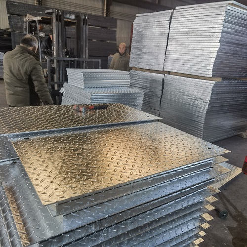 化工廠鍍鋅復合鋼格柵鋼格板的抗壓表現