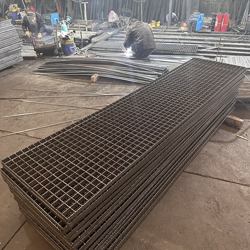 鋼格板拼接安裝技巧無(wú)縫銜接更穩(wěn)固